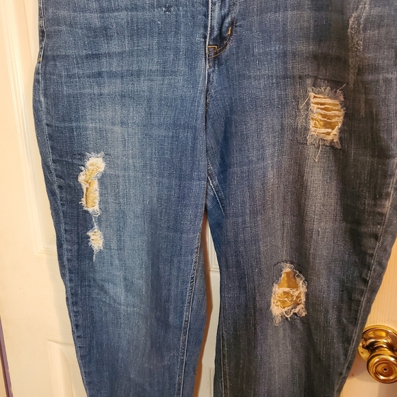 Lane Bryant Distressed Boyfriend Jeans Size 18 (missing button, a… - Picture 2 of 9